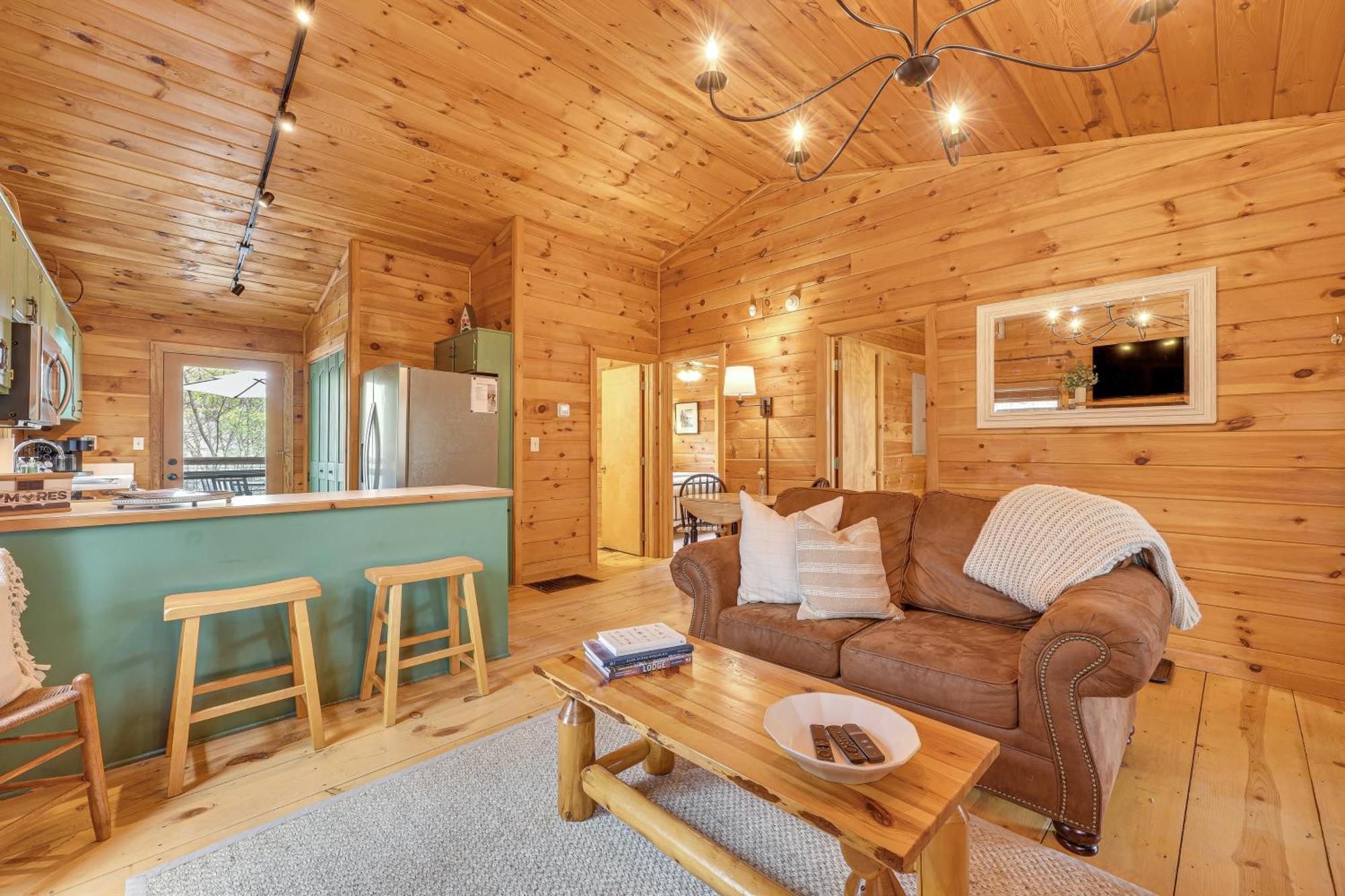 Cozy Cabin In Private Location With Hot Tub And Grill! Blue Ridge Zewnętrze zdjęcie