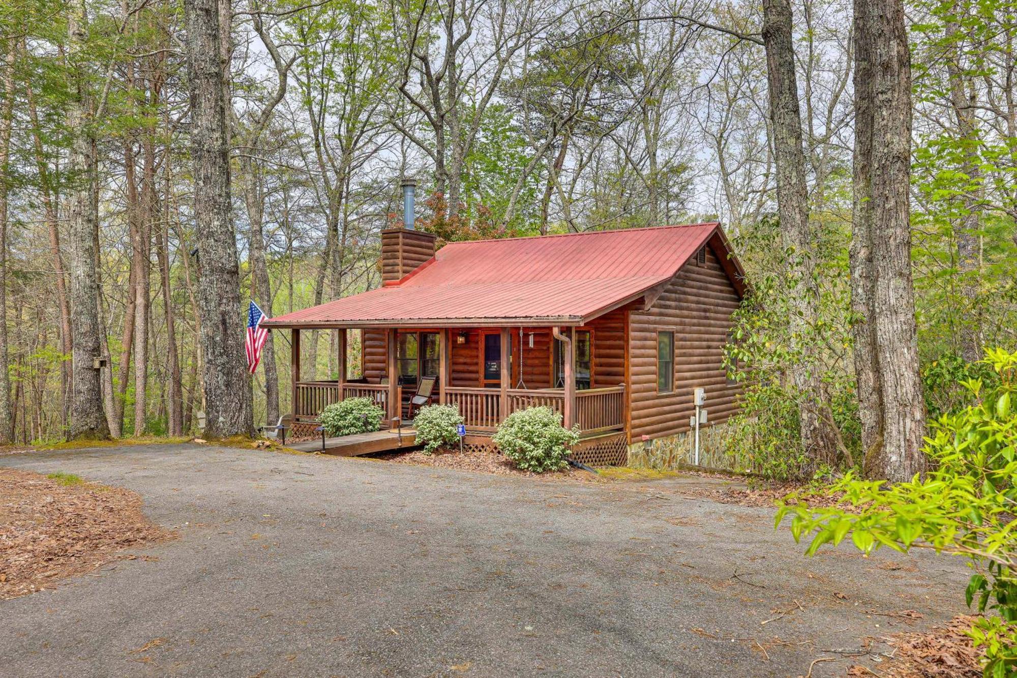 Cozy Cabin In Private Location With Hot Tub And Grill! Blue Ridge Zewnętrze zdjęcie