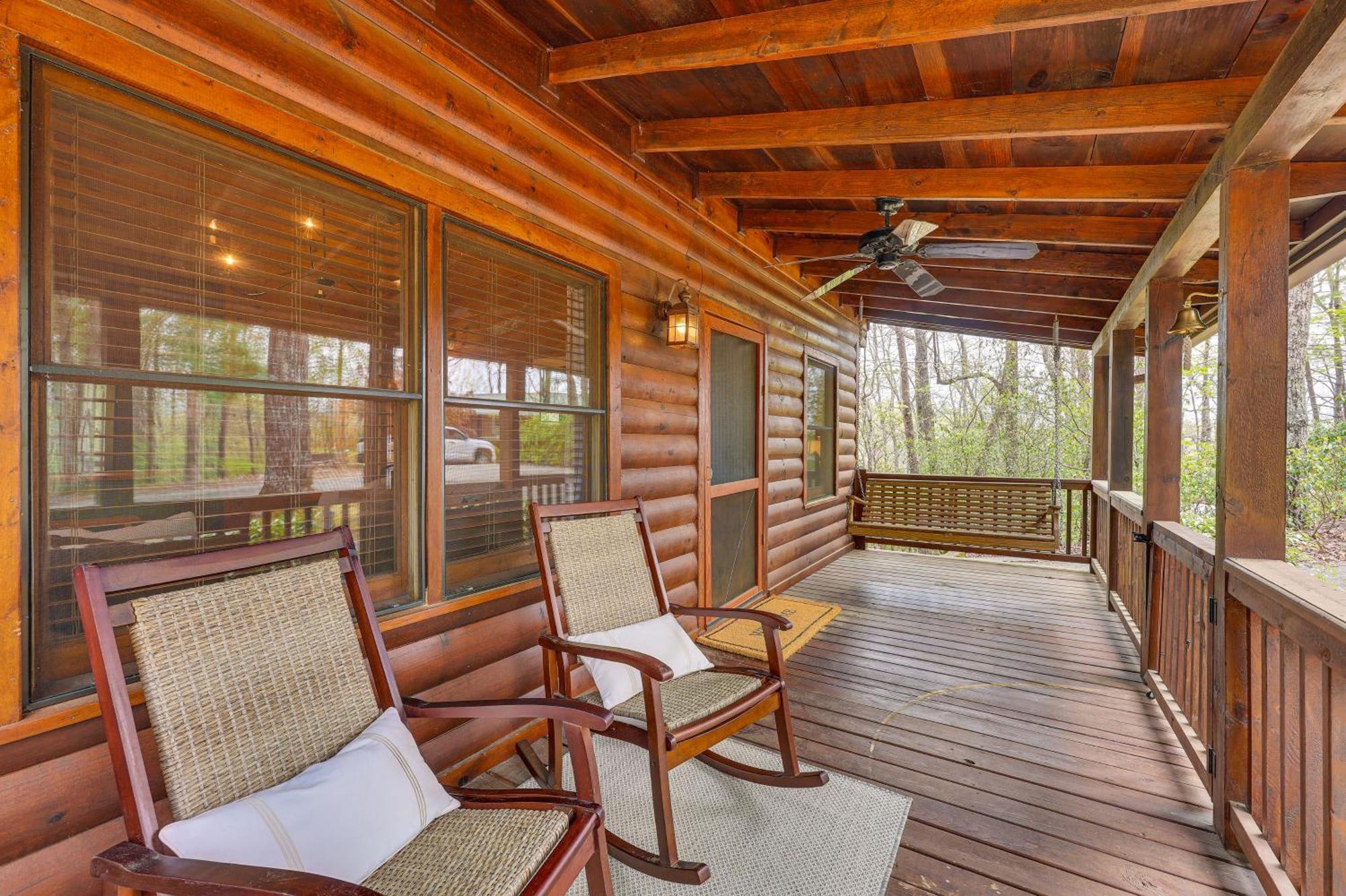 Cozy Cabin In Private Location With Hot Tub And Grill! Blue Ridge Zewnętrze zdjęcie
